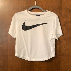 Nike swoosh women’s crop top